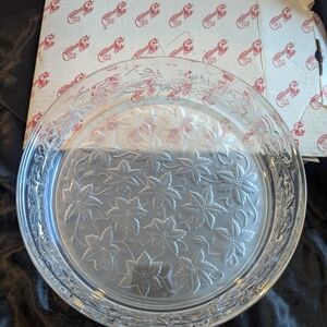 NIB Princess House Fantasia Bake And Serve Cake Pan Poinsettia Design